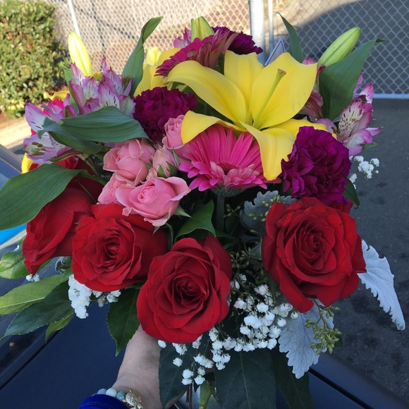 Meet your Posher, Melissa - Picture 1 of 1